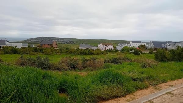 890 m² Land