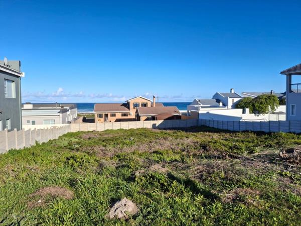 952 m² Land
