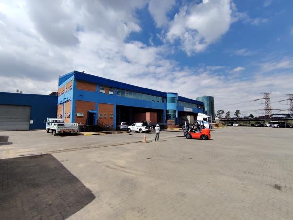 10 000 m² Industrial space