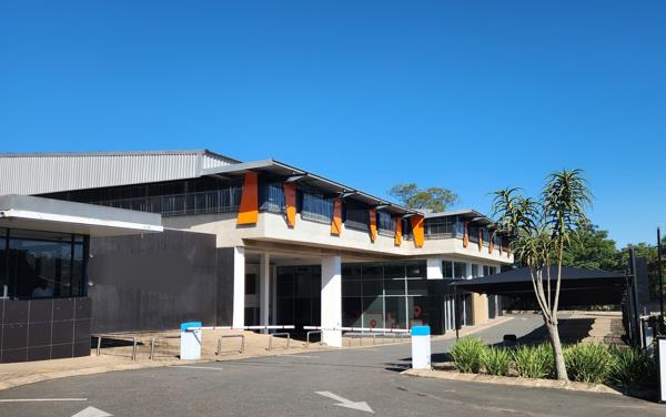 3 593 m² Commercial space