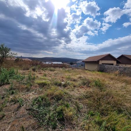 806 m² Land