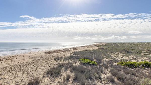 512 m² Land