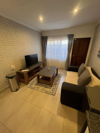 1 Bedroom Garden Cottage
