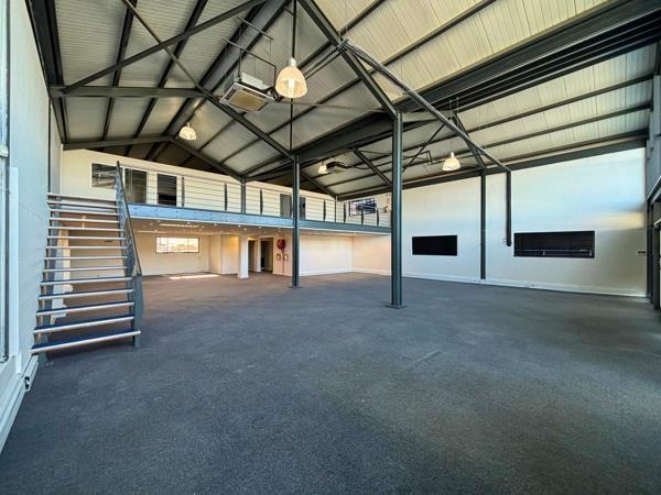 390 m² Commercial space