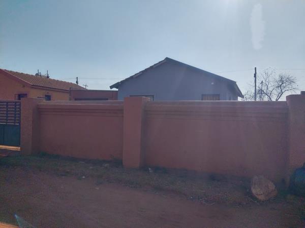 2 Bedroom House