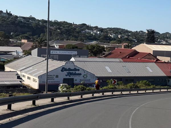 948 m² Commercial space