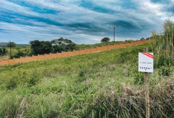 2 426 m² Land