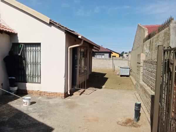 2 Bedroom House