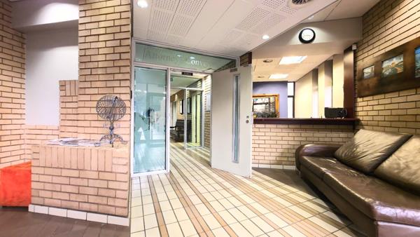 101.3 m² Commercial space