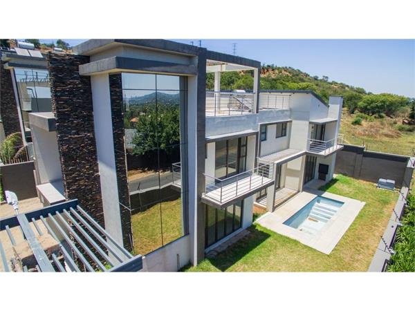 5 Bedroom House