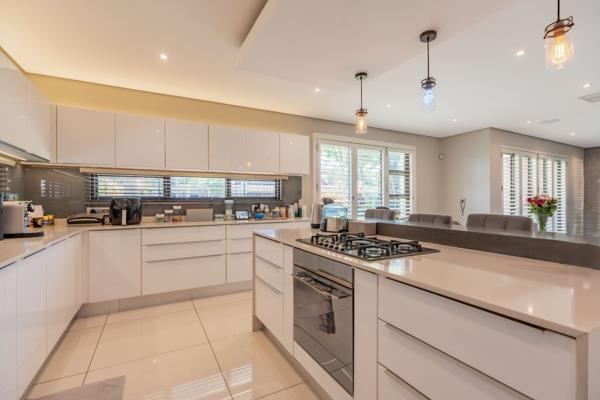 4 Bedroom Townhouse