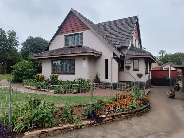 5 Bedroom House