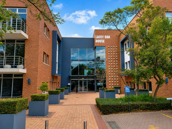 395 m² Commercial space