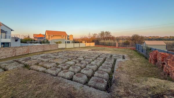 820 m² Land