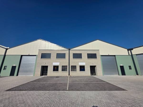 700 m² Industrial space