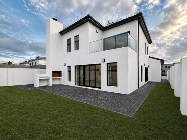 5 Bedroom House