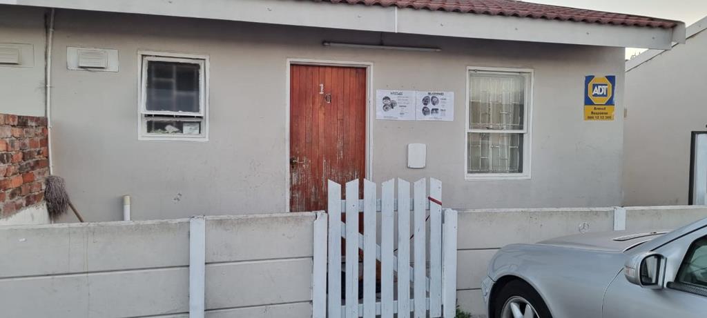 2 Bedroom House