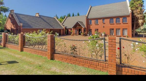5 Bedroom House