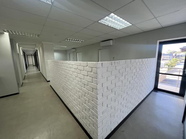 252.6 m² Commercial space