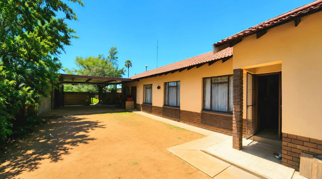 4 Bedroom House