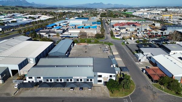 2 550 m² Industrial space