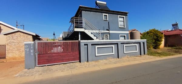 2 Bedroom House
