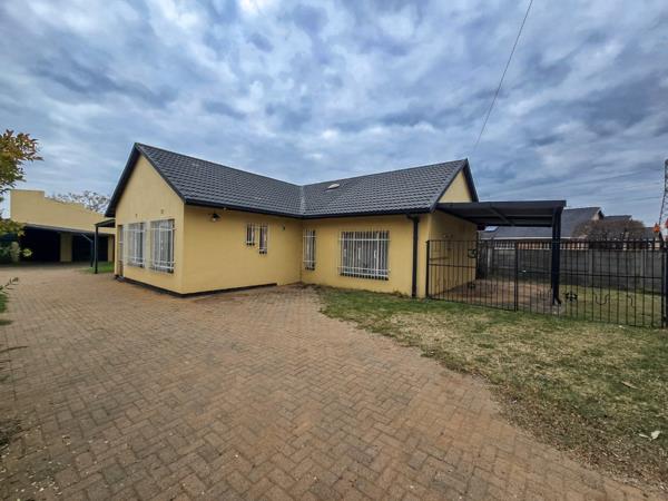 5 Bedroom House