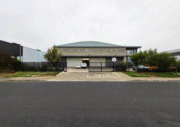 1 592 m² Industrial space