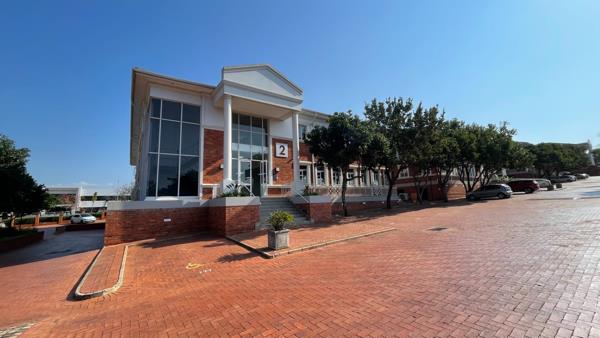 496 m² Commercial space