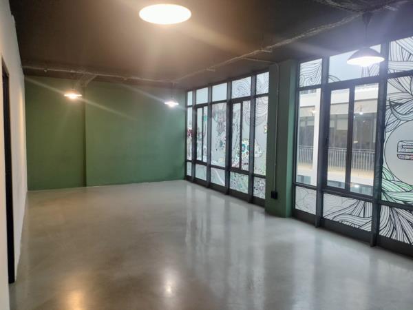 92 m² Commercial space