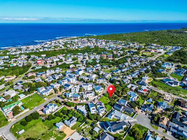 474 m² Land