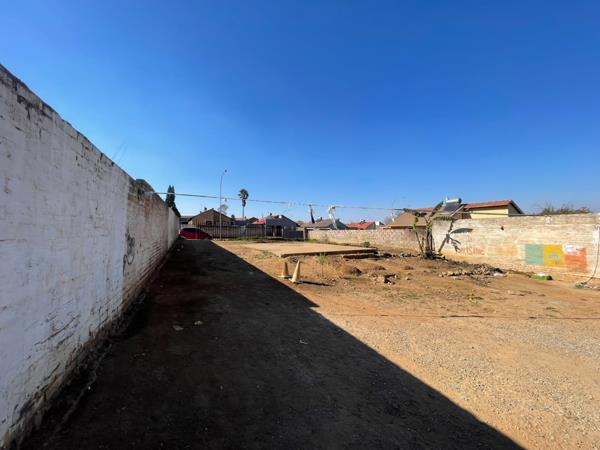 480 m² Land