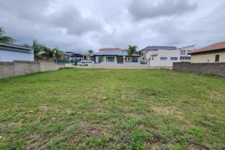 424 m² Land