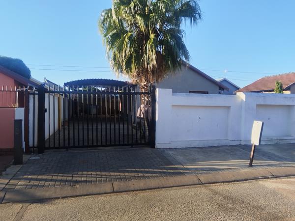 2 Bedroom House