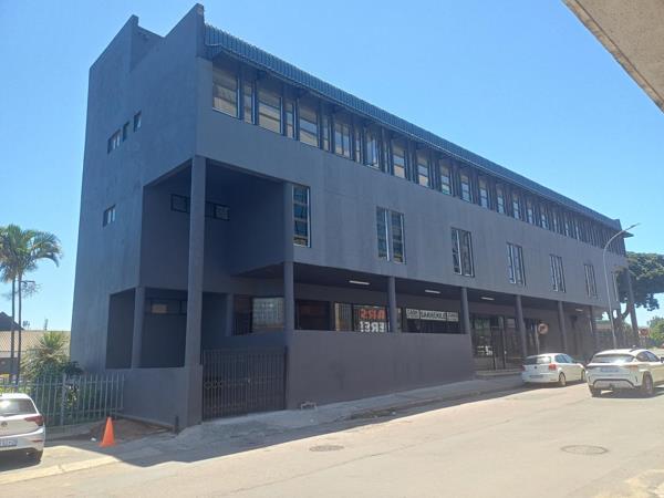 1 987 m² Office Space