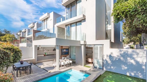 4 Bedroom Townhouse