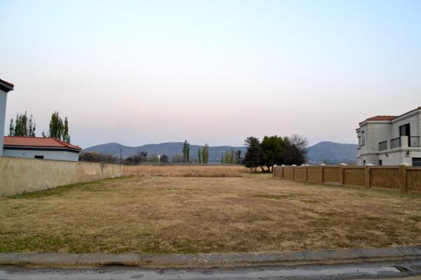 869 m² Land