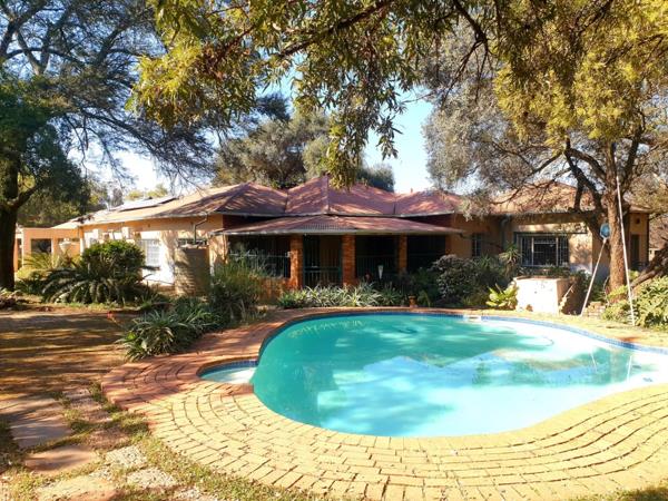 1.3 ha Smallholding