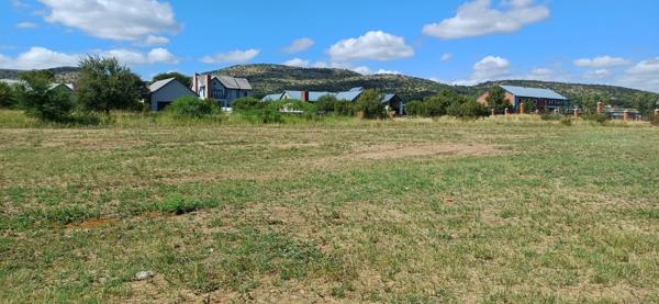 1 023 m² Land