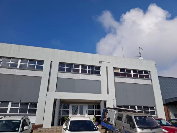 1 742 m² Industrial space