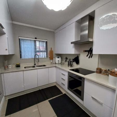 3 Bedroom Cluster