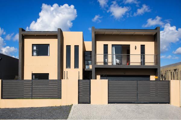 5 Bedroom House