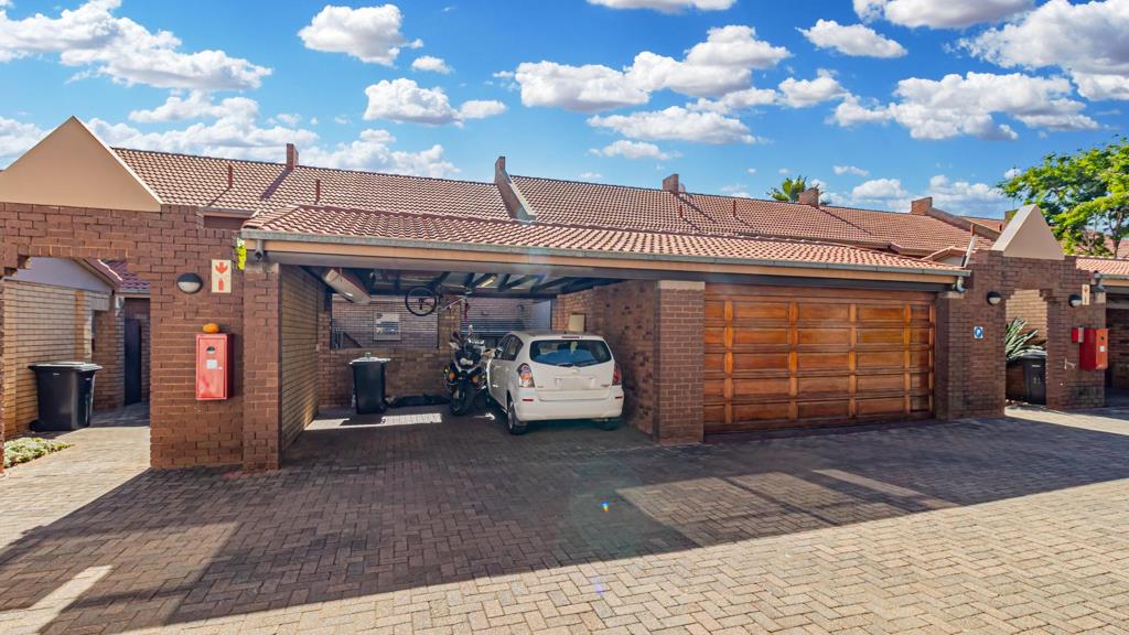 3 Bedroom Townhouse