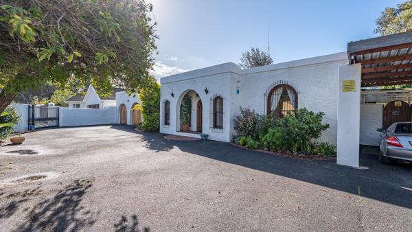 5 Bedroom House