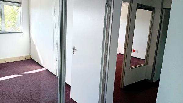 89 m² Office Space