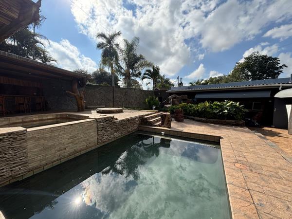 6 Bedroom House
