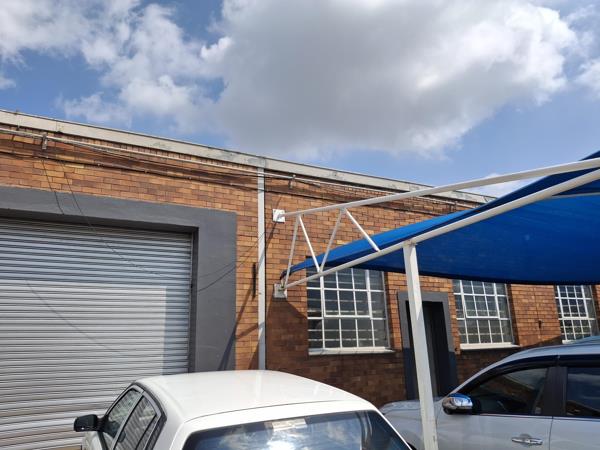 1 025 m² Industrial space
