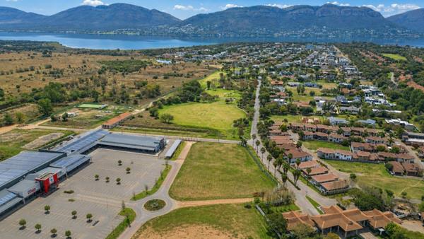 6 504 m² Land
