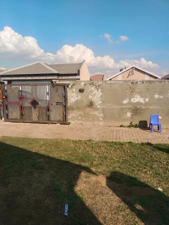 2 Bedroom House