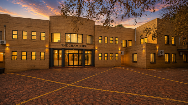 172 m² Commercial space